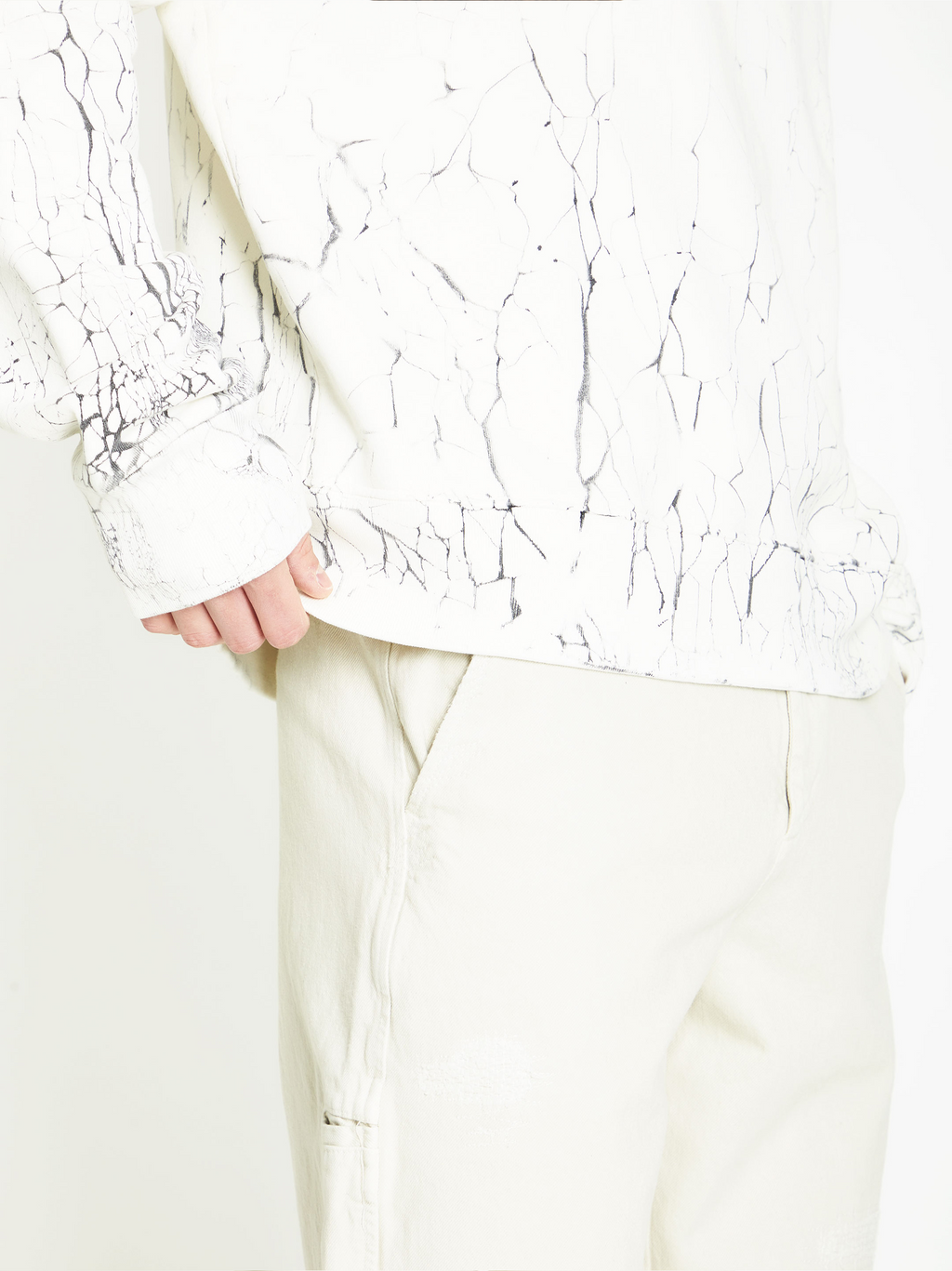 Amiri Cracked Dye Core Logo Sweatshirt in White